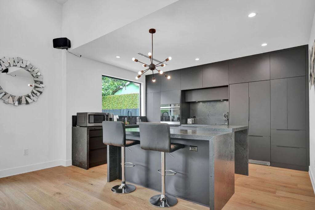 Design House -Heated Pool -Big Yard -Gated Parking Villa Miami Eksteriør bilde
