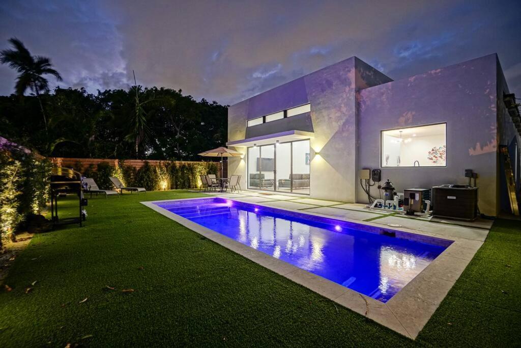 Design House -Heated Pool -Big Yard -Gated Parking Villa Miami Eksteriør bilde